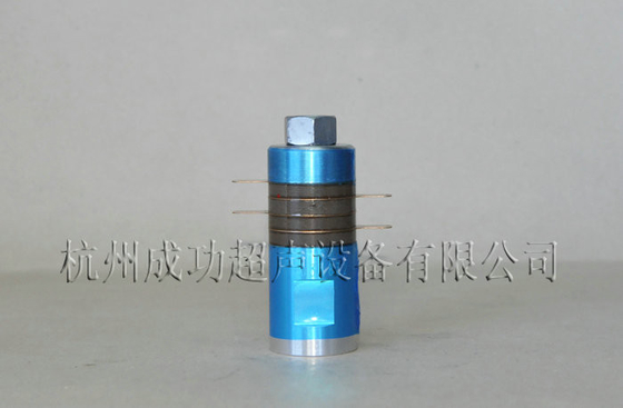 30 KHz Waterproof Piezoelectric Ultrasonic Transducer 4μm , 700 W For Cleaning